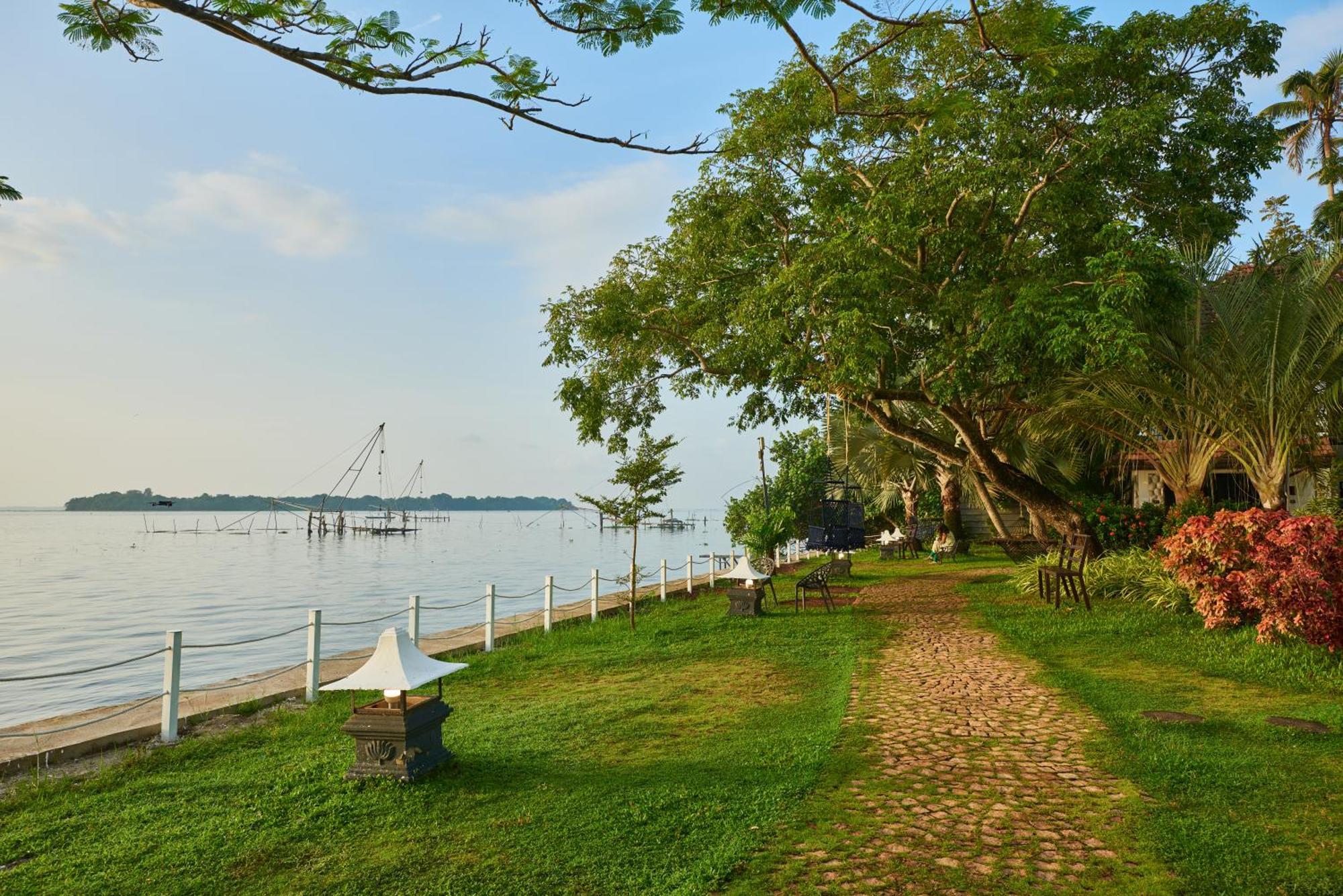 Deshadan Backwater Resort - The best sunrise view Alappuzha Exterior foto